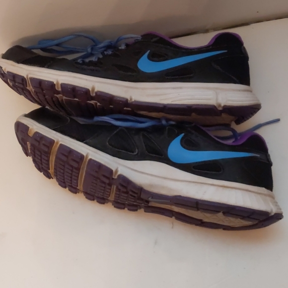 Nike Revolution 2 Active running sneakers-sz 8 1/2 - Picture 4 of 6